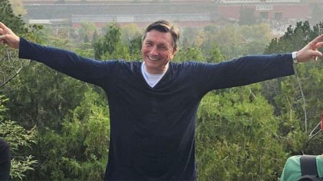 Nasmeh, ki pove več kot tisoč besed: Borut Pahor svoj 60. rojstni dan praznoval v velikem slogu