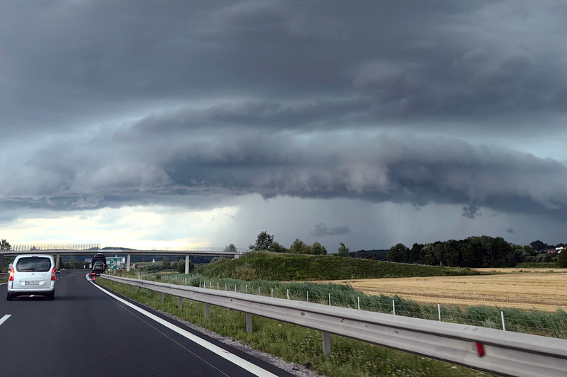 Najhujši scenariji se niso uresničili, a že zelo kmalu lahko pričakujemo nove preglavice (foto: Sobotainfo/Bobo)