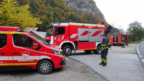 V Bohinjski Beli se je sprožil večji plaz, intervencija še poteka