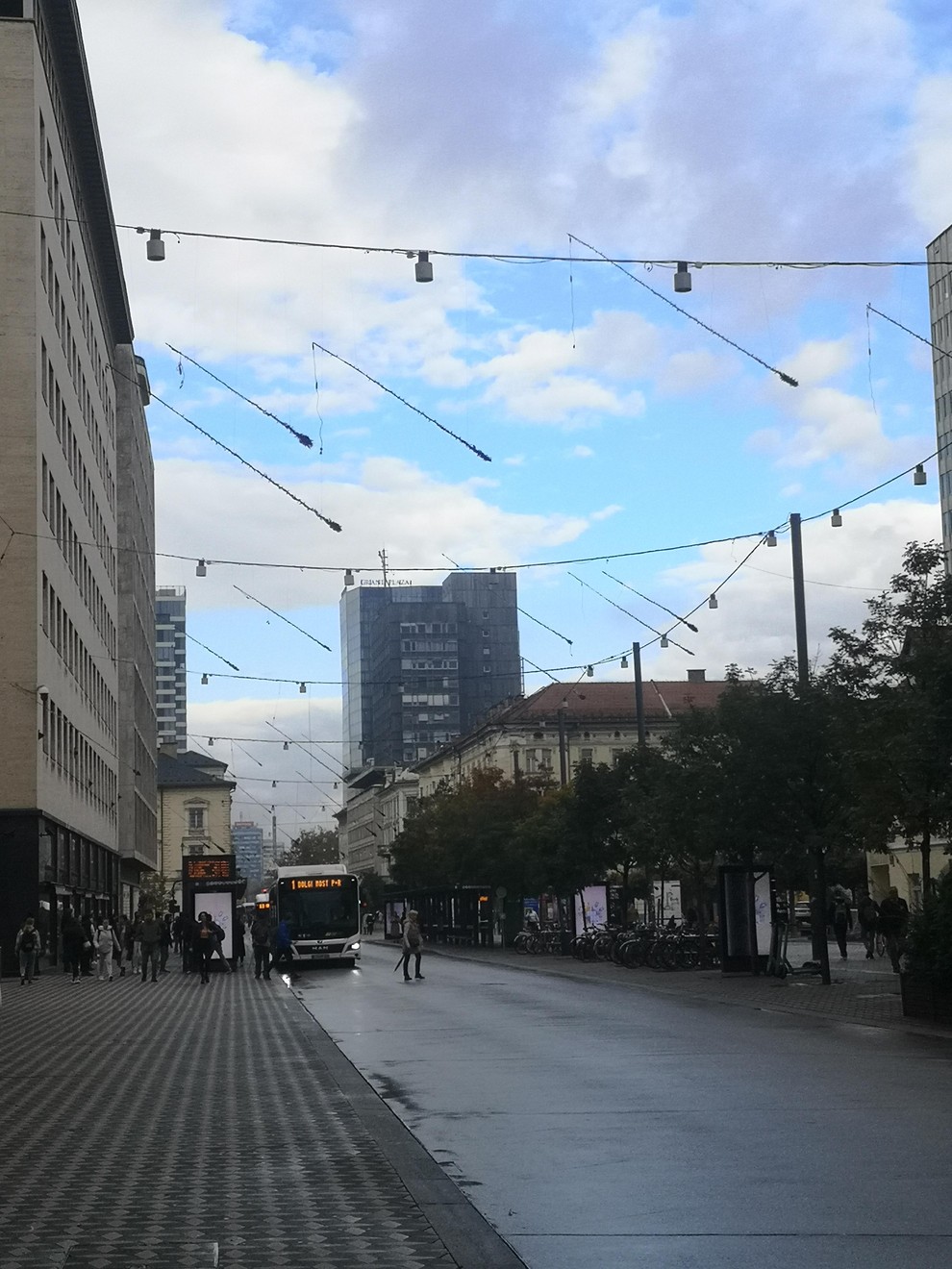 Lučke se bodo prižgale 1. decembra, občudovali jih bomo lahko do začetka januarja naslednje leto. Vmes bomo lahko v novih …