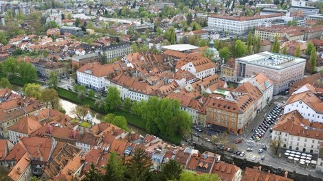 "Ne bo nam treba kuhati ponoči, uporaba toasterja nas ne bo udarila po žepu": omrežnina bo v letu 2024 nižja!