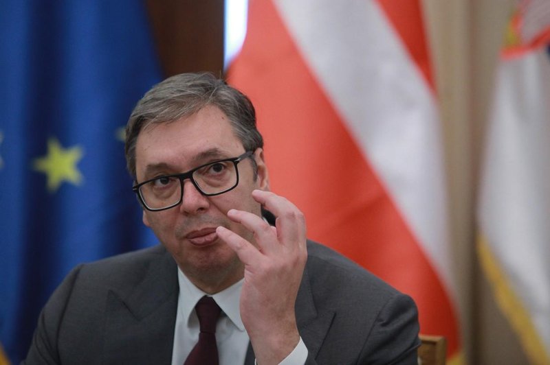 Vučićeva jesenska skakalna turneja: srbski predsednik na televizijskih ekranih prisoten bolj kot največji filmski zvezdniki (foto: Profimedia)