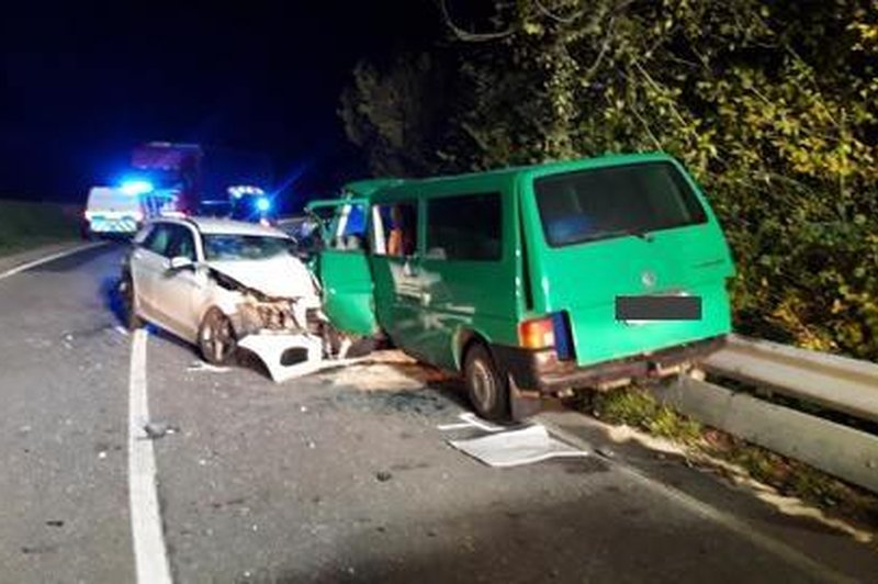 Nove podrobnosti o hudi prometni nesreči pri Novem mestu: povzročitelj močno napihal (foto: PU Novo mesto)