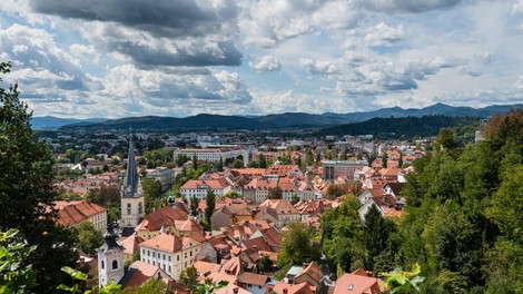 V Ljubljani naj bi zgradili 2000 novih neprofitnih stanovanj, koliko časa bomo na njih čakali?