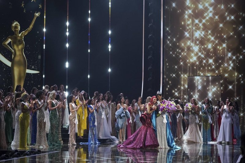 Okronali so Miss Universe: ona je najlepša med vsemi (FOTO) (foto: Profimedia)