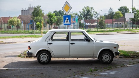 Yugo Zastava 102