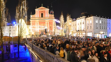 praznične lučke okrasitev Ljubljana