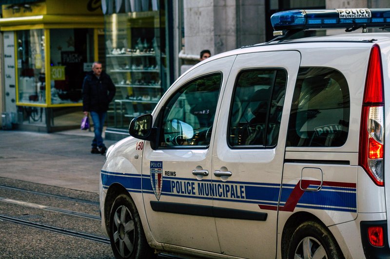 Grozljivka: v stanovanju našli trupla matere in štirih otrok, umora osumljen oče, ki je na begu (foto: Profimedia)