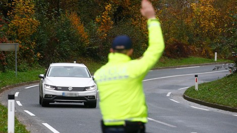 policija kontrola akcija policijska kontrola kazen