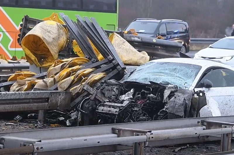 Grozljiva smrt na avtocesti: 21-letnik divjal z 230 kilometri na uro, nato pa ... (foto: Dnevnik.hr/posnetek zaslona)