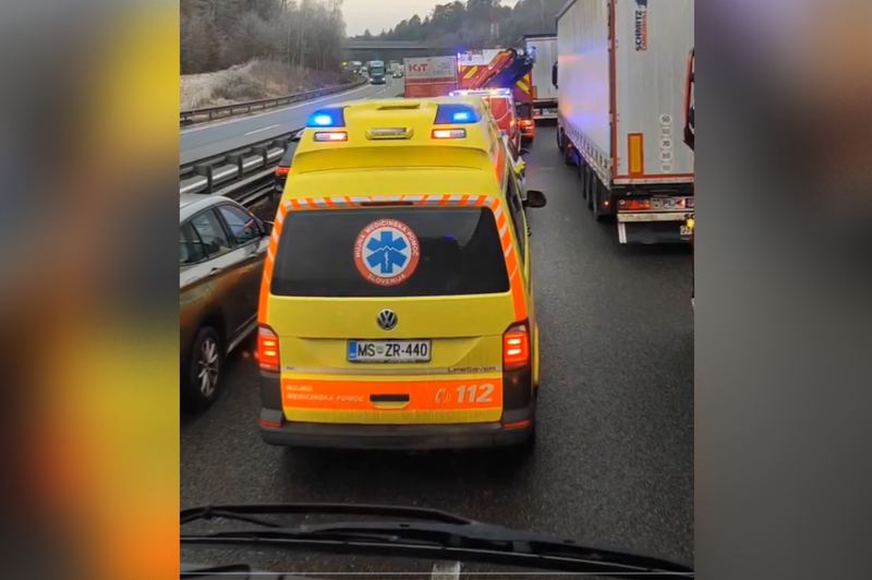 Huda prometna nesreča na pomurski avtocesti, reševalni konvoj pa obstal: tokrat niso bili krivi vozniki, ampak ... (VIDEO) (foto: X/Reševalni pas)