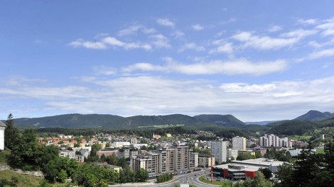 Velenjska občina zavzela za reševanje stisk: kako bo ranljivim skupinam pomagala plačati ogrevanje?