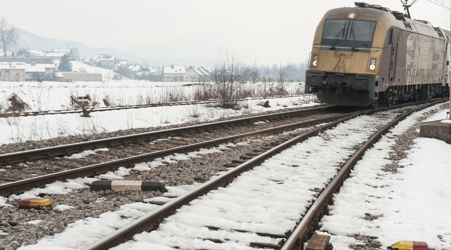 V železniški nesreči življenje izgubili dve osebi, odgovorni razkrili: "Za nesrečo je bila v celoti kriva ..." (foto: Žiga Živulović jr./BOBO)