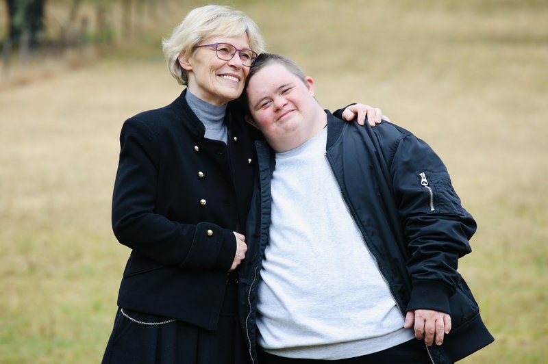 Osebe z Downovim sindromom marsikje niso zaželene: "Bi jih morali skriti pred očmi ljudi? Pokriti njihove obraze in telesa z vrečami?" (foto: Aleksandra Saša Prelesnik)