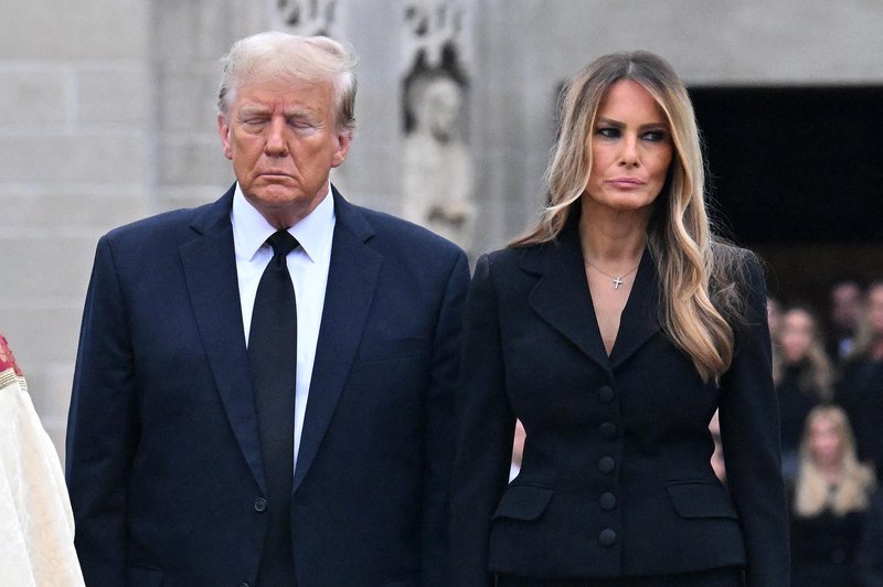 Kriv je! Trump po zgodovinskem sojenju spregovoril o tem, kako je obtožnico sprejela Melania (foto: Profimedia)