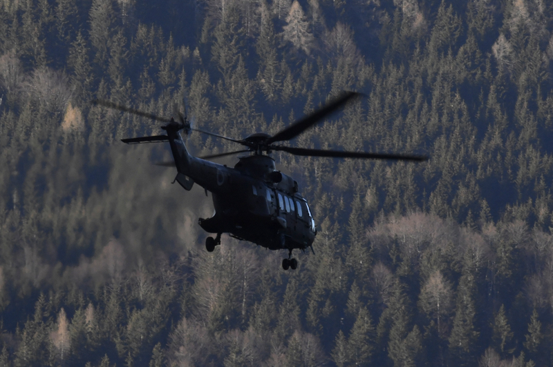 V delovni nesreči huje poškodovan delavec Elektra: s helikopterjem so ga prepeljali v klinični center (foto: Žiga Živulović jr./BOBO)