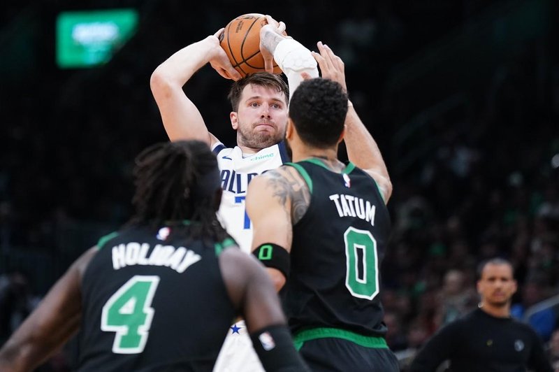 Dončić zopet navdušil s trojnim dvojčkom, a ni bilo dovolj (foto: Profimedia)