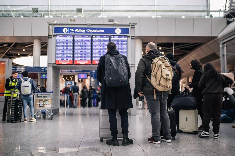 Potujete z letalom? Obetajo se nove stavke priljubljenega letalskega prevoznika, odpovedani bodo leti (foto: Profimedia)