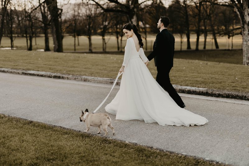 Sezona porok pred vrati: so kužki na poroki najbolj vroč trend? (Dve nevesti delili svojo zgodbo) (foto: arhiv Tine Simončič Mohorčič)