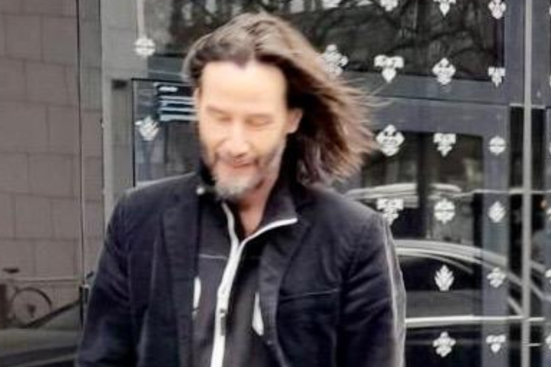 Keanu Reeves po odhodu iz Slovenije šokiral oboževalce: vsi so se obračali za njim (foto: Arhiv Žito)