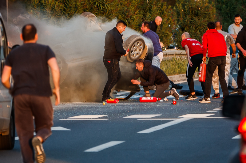 Tako grozno, da je bilo nemogoče gledati: v hudi prometni nesreči umrli 2 osebi, vsi pa govorijo o dejanju mimoidočih (FOTO) (foto: Zvonimir Barišin/PIXSELL/BOBO)