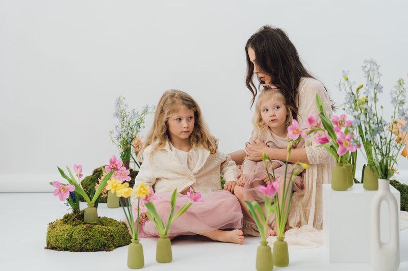 Ob materinskem dnevu: podarite mami šopek in ji pokažite, kako zelo jo cenite (foto: Lipar Design)