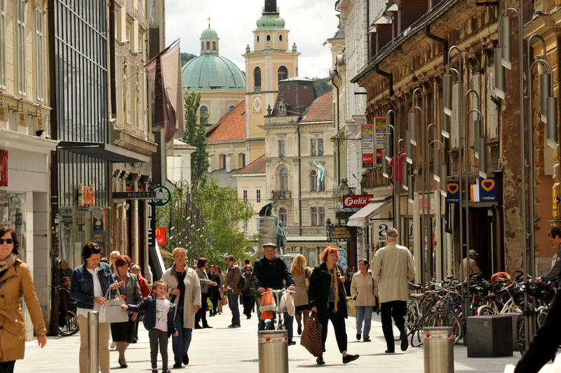 Okoliški prebivalci so se pritoževali, toda nič ni zaleglo: znano je, kaj bodo odprli v znanem lokalu na Čopovi v Ljubljani (foto: Žiga Živulović jr./BOBO)