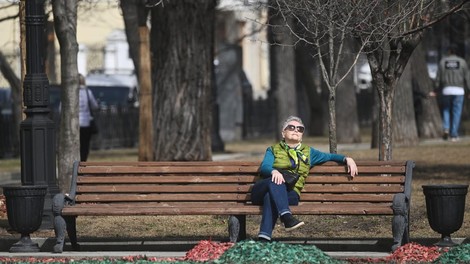 vreme sonce vremenska napoved klop ženska