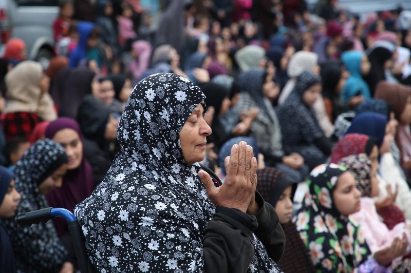 Odprl se bo nov mejni prehod: "Gazo želimo preplaviti s humanitarno pomočjo" (foto: Profimedia)