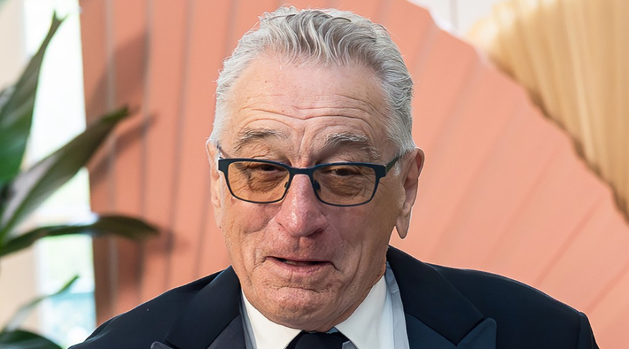 80-letni igralec Robert De Niro v Beli hiši ponosno predstavil novo partnerko, s katero je dobil svojega sedmega otroka (FOTO) (foto: Profimedia)