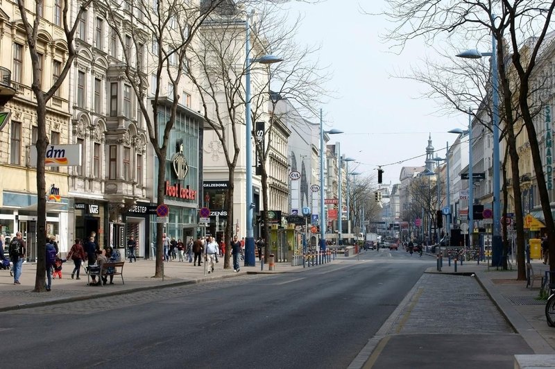 Če vas v Avstriji zalotijo s tem, vas lahko doleti visoka kazen (tudi do 3.600 evrov!) (foto: Profimedia)