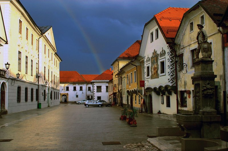 Na vidiku nov zakon glede kratkoročnega oddajanja: občine bodo imele več besede (foto: žiga živulovič/bobo)