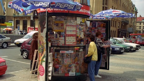 Oropala ga je v trafiki sredi belega dne! Uporabila je to 'staro foro', ki je sicer dobro znana