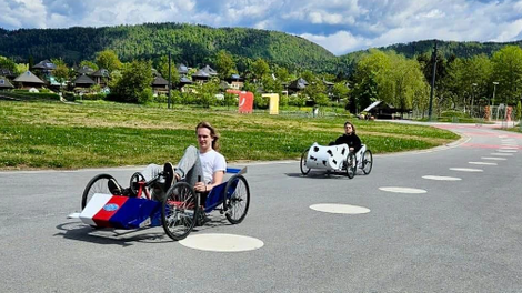 Veste, kaj so pedalni avtomobili? V Velenju z njimi tekmujejo!