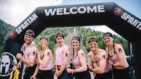 Spartan Race Bled tek ovire tekači