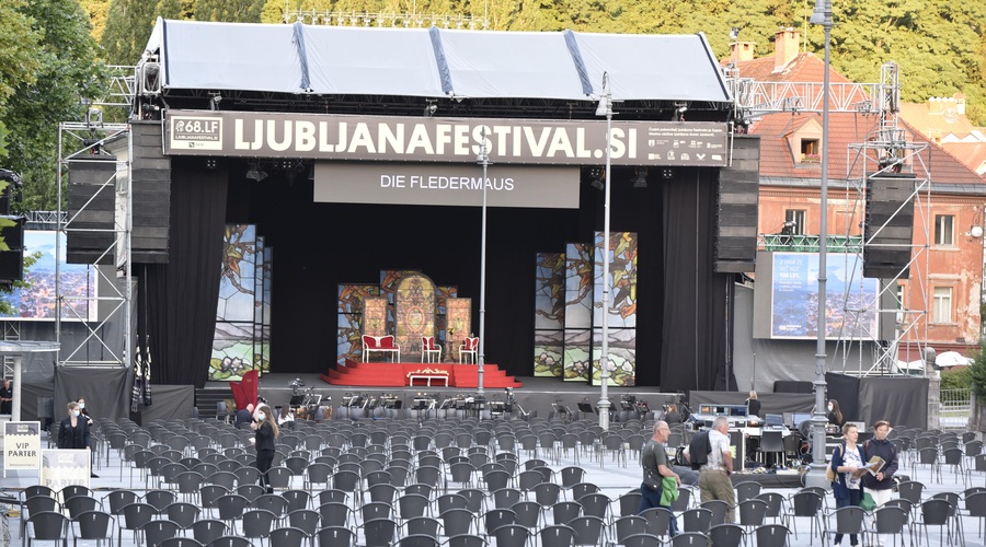 To je seznam znanih glasbenikov, ki bodo poleti nastopili v Sloveniji (foto: Bobo)