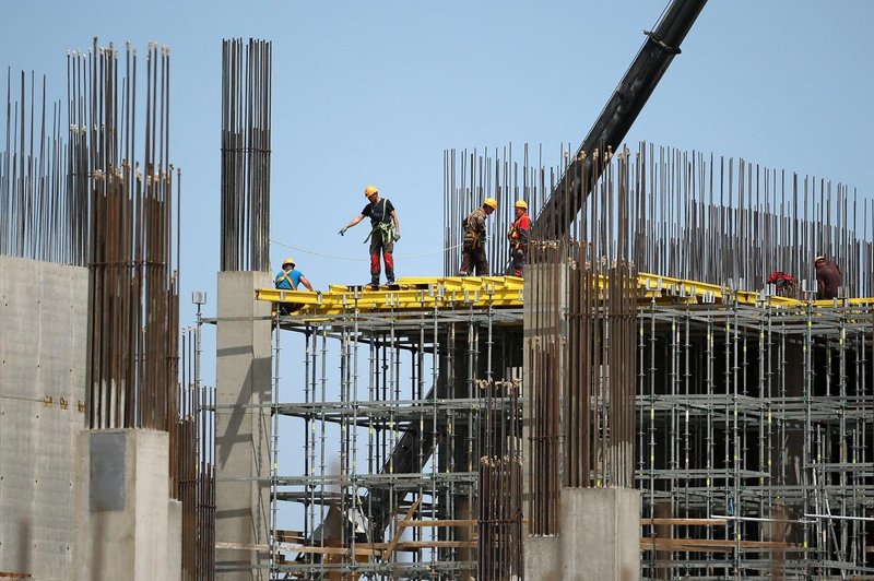 Stroji bodo nehali brneti, gradnja se bo zaustavila: gradbeniki prihodnji teden v stavko (foto: Profimedia)