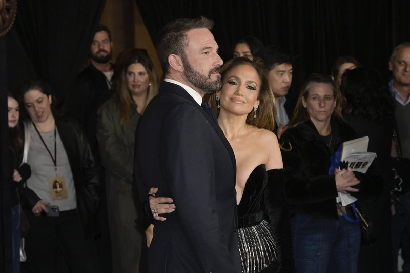 Ljubezenske pravljice, v katero je Jennifer Lopez vložila več kot 18 milijonov evrov, je očitno konec! (foto: Profimedia)