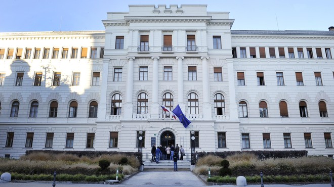 Kemik hotel naročiti umor kar treh oseb, za to pa izbral še posebej grozljive načine (foto: Profimedia)