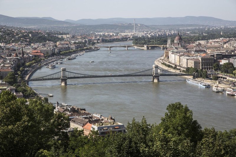 Plovba po reki Donavi se je končala tragično: dve osebi umrli, več pogrešanih (foto: Profimedia)