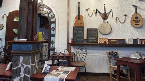 tradicionalna grška taverna