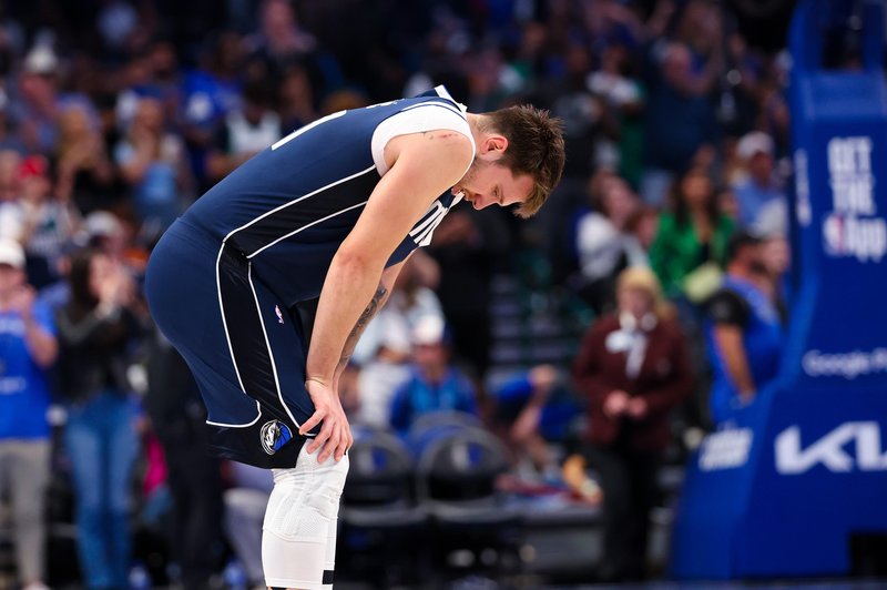 Bo Luka Dončić kljub poškodbi igral na prvi tekmi konferenčnega finala? (foto: Profimedia)