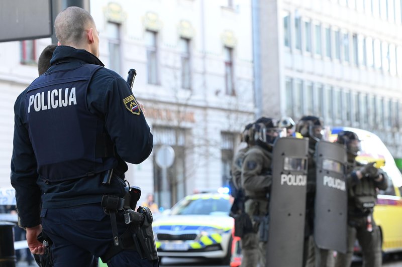 Še ena poklicna skupina razočarana nad odnosom vlade, grozijo tudi s stavko in shodom (foto: Bobo/Žiga Živulović jr.)