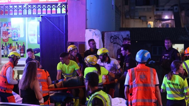 Grozna usoda turistov na Majorki: v zrušenju polnega lokala več mrtvih in ranjenih (FOTO) (foto: Profimedia)