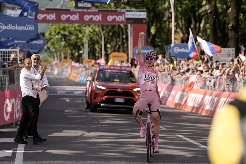 Neverjetno! Tadej Pogačar s šesto etapno zmago razveselil slovenske navijače (foto: Profimedia)