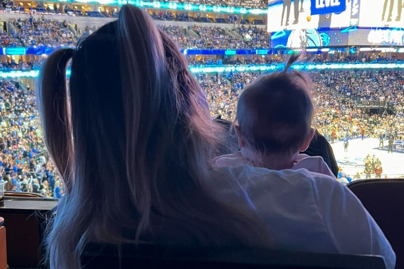 Anamaria Goltes presenetila s fotografijami, številni pa so bili ob eni še posebej začudeni (FOTO) (foto: Instagram/Anamaria Goltes)