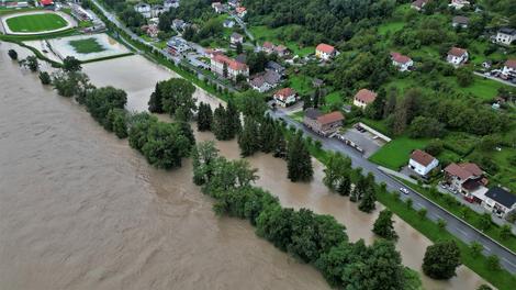 poplave, slovenija, posledice