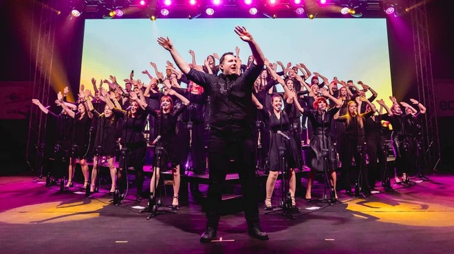 Perpetuum Jazzile po razprodanih Križankah na Lent, v Trst in Avstrijo (foto: Facebook/Perpetuum Jazzile)