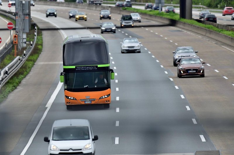 Potniki besni: nizkocenovni avtobusni prevoznik oglašuje popuste, ki jih sploh ni (foto: Profimedia)