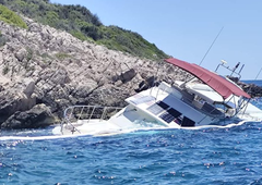 Nesreča na morju: pijan Slovenec je potopil jahto (kaj se je zgodilo s potniki?)